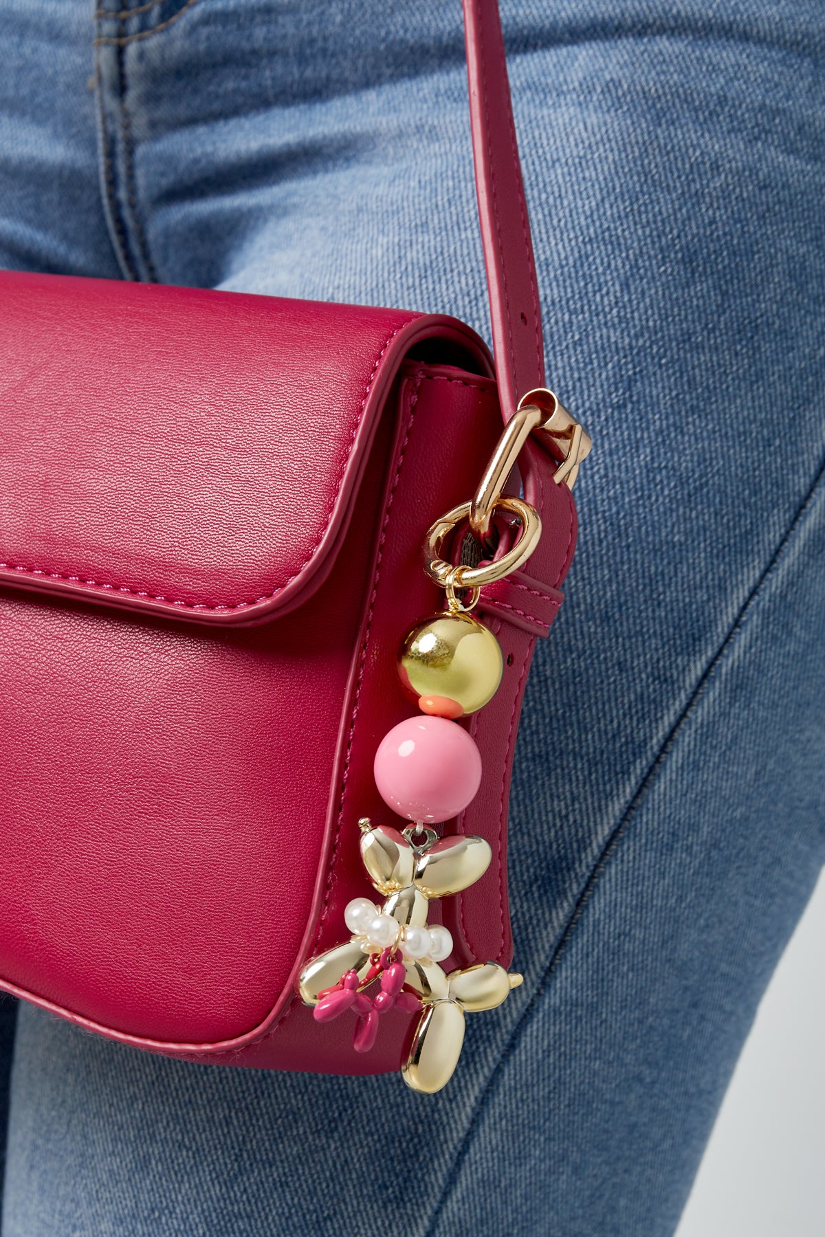 (per stuk) Bag charm ballon hond goud - 12cm