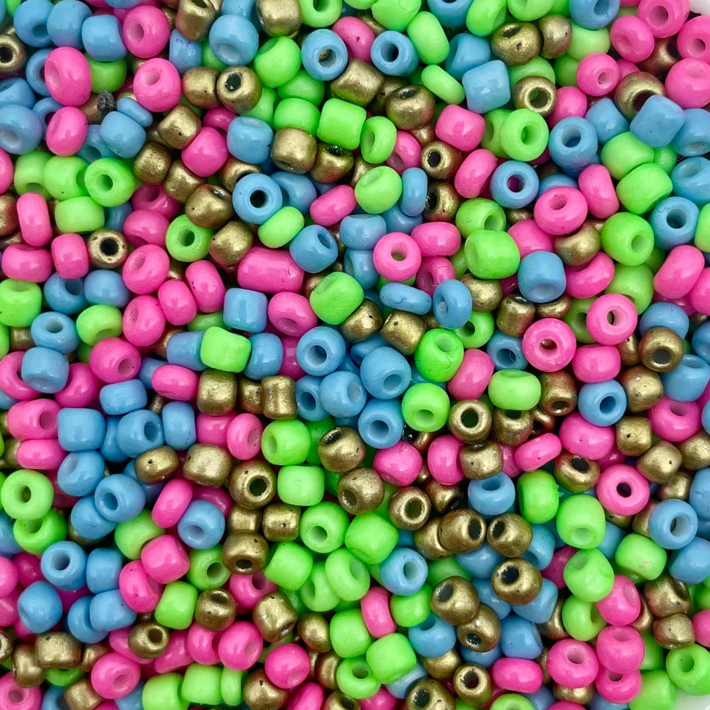 7gram Rocailles kralenmix neon groen goud - 3mm