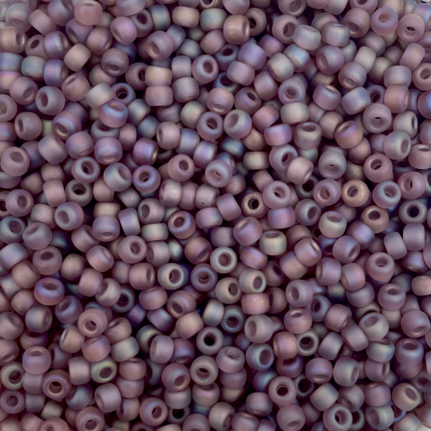 5gram Miyuki rocailles 8/0 (3mm) Transparant matte smokey amethyst - 142FR
