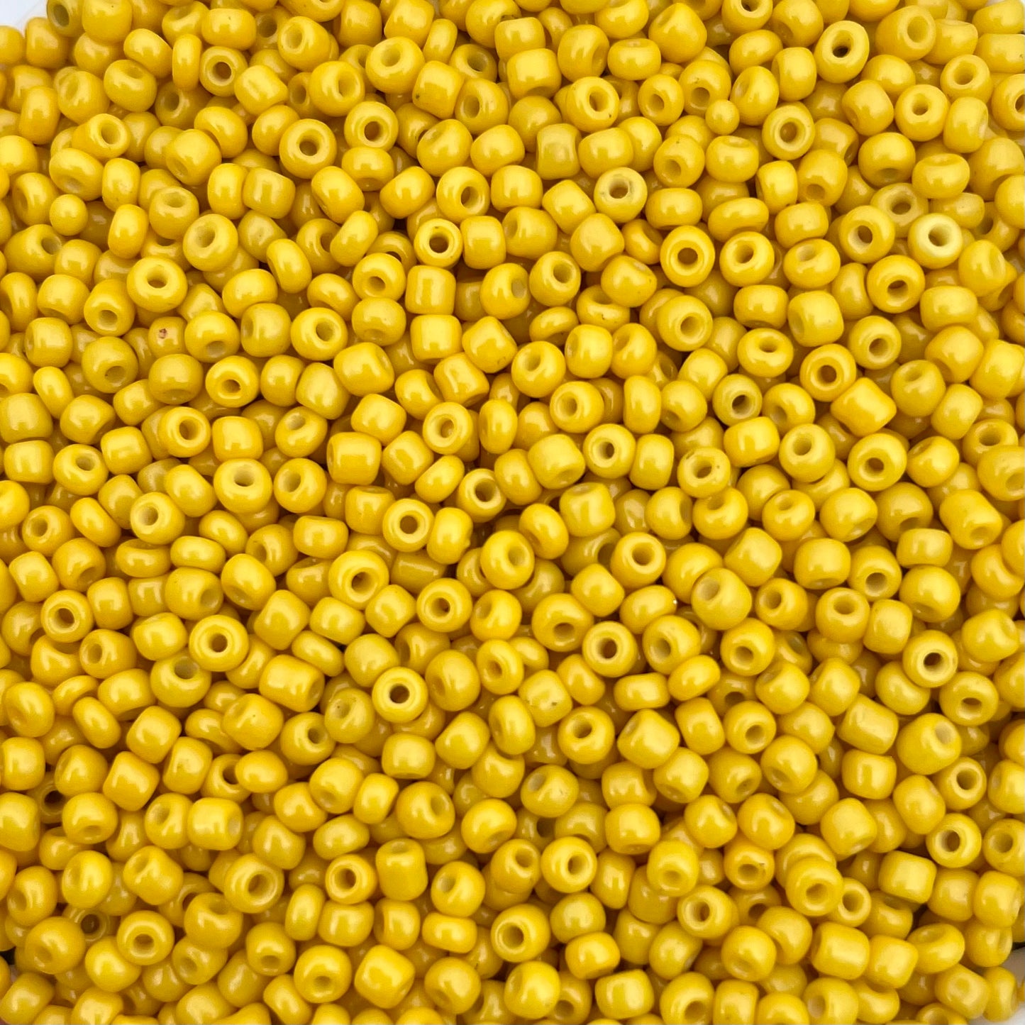 7gram Rocailles kralen kanarie geel - 2mm