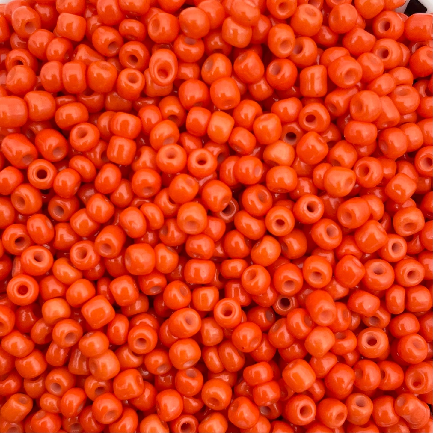 7gram Rocailles kralen oranjerood - 3mm