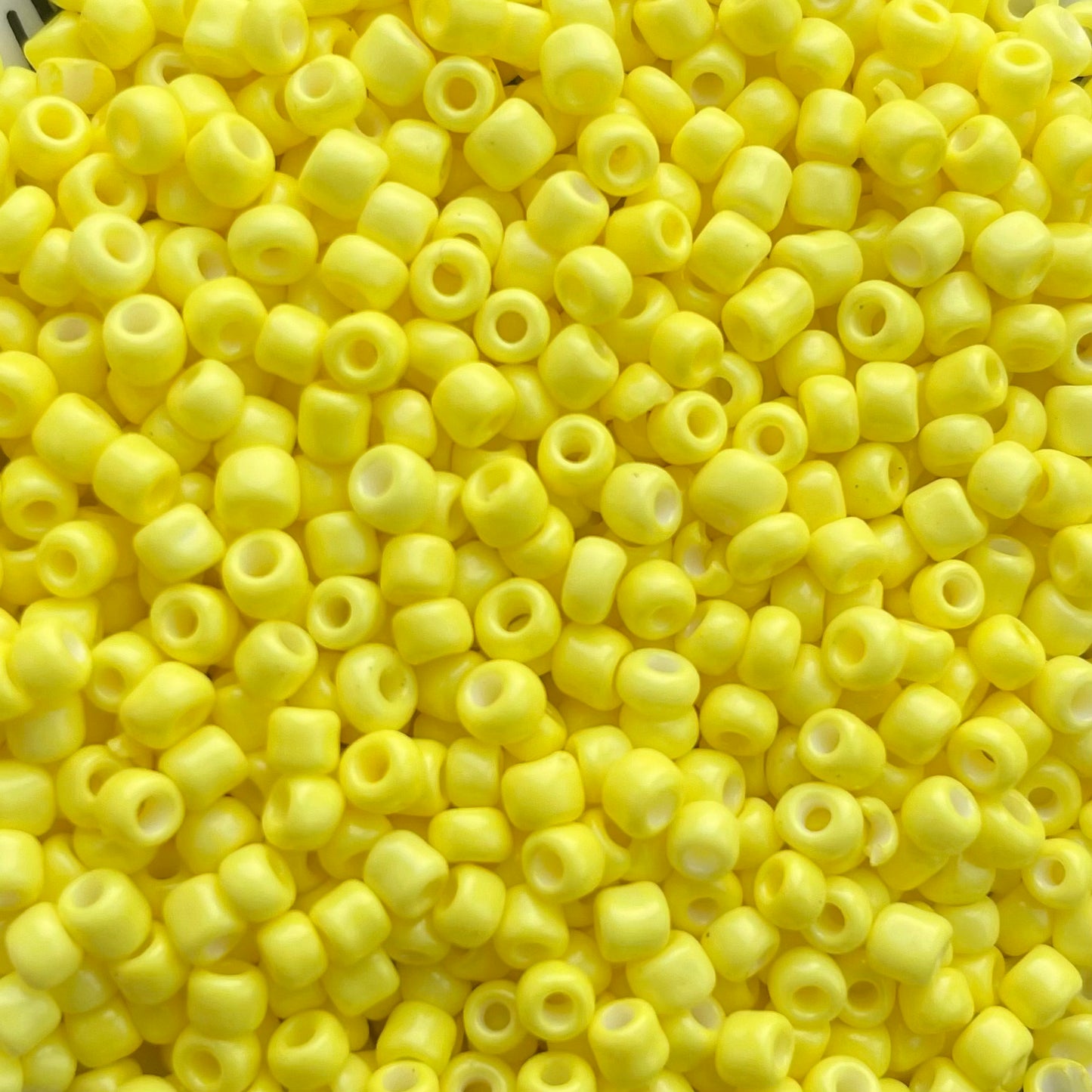 7gram Rocailles kraal neon geel - 3mm