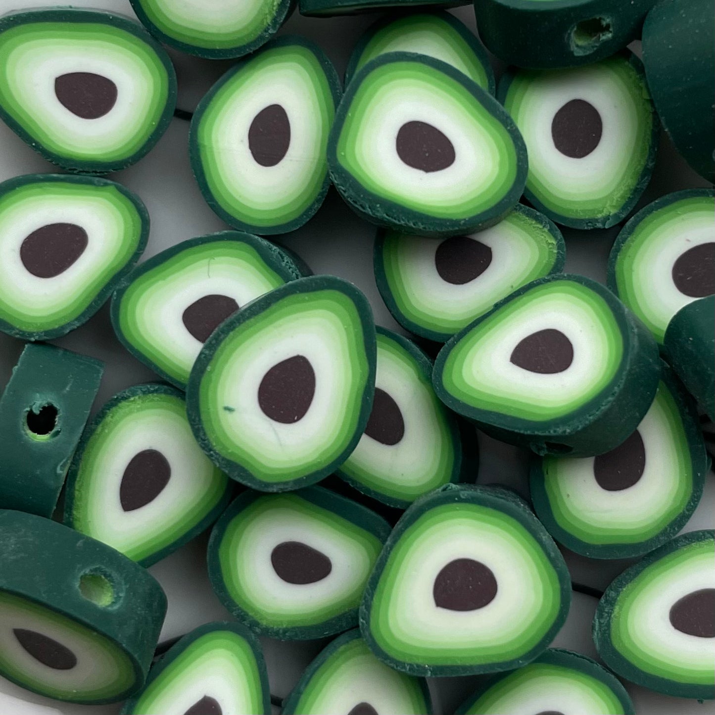 (per stuk) Polymeer fruit kraal Avocado - 10mm