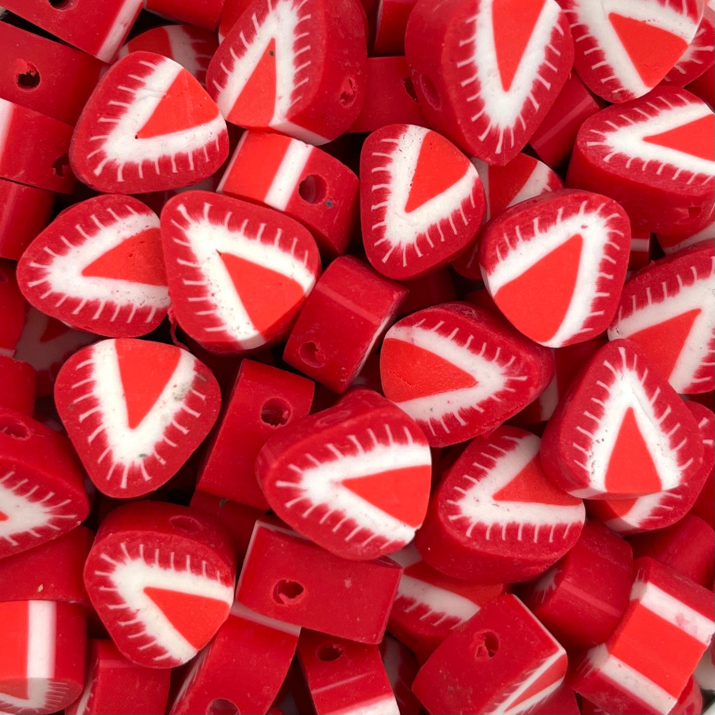 (per stuk) Polymeer fruit kraal Aardbei - 10mm