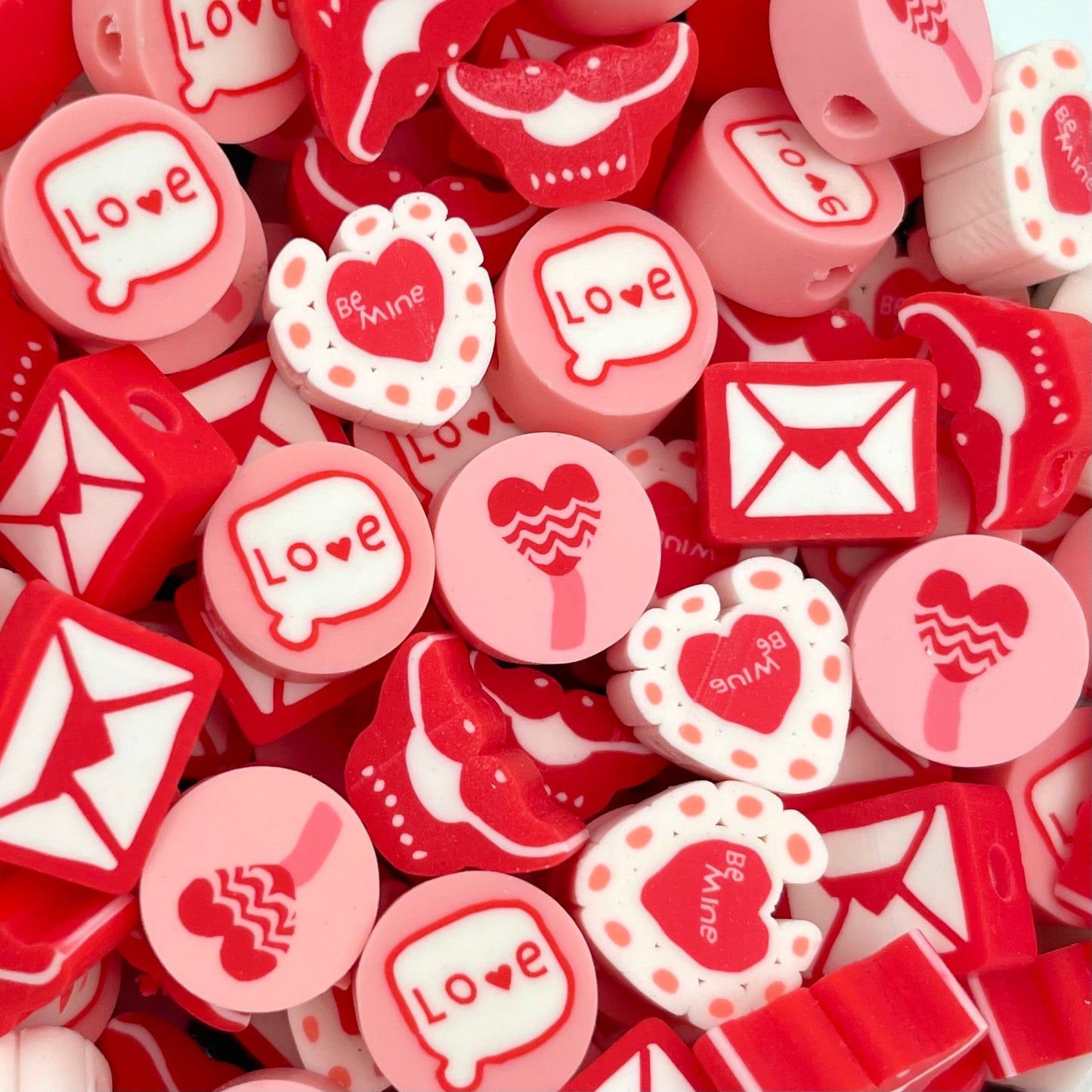 5 stuks Verschillende Polymeer Love kralen - 10mm