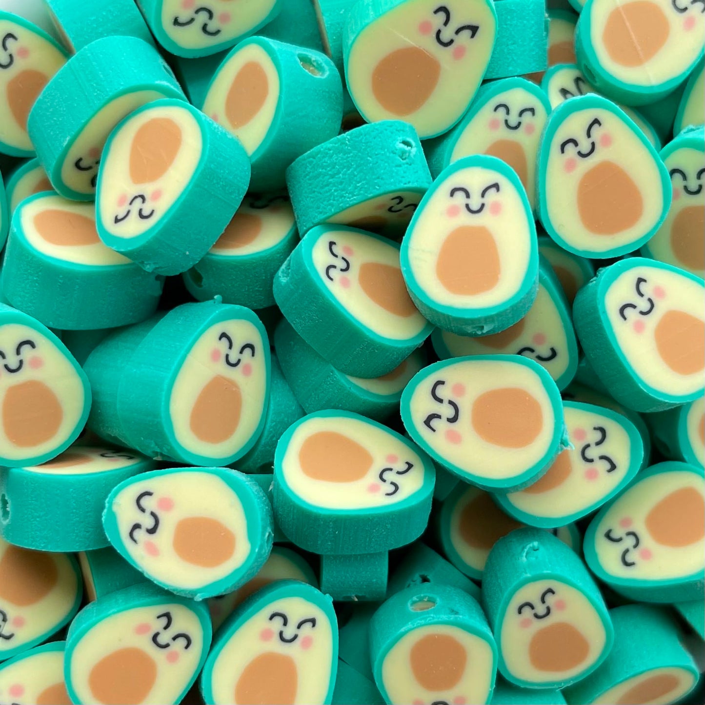 5 stuks Polymeer Smiley Avocado kralen - 10mm