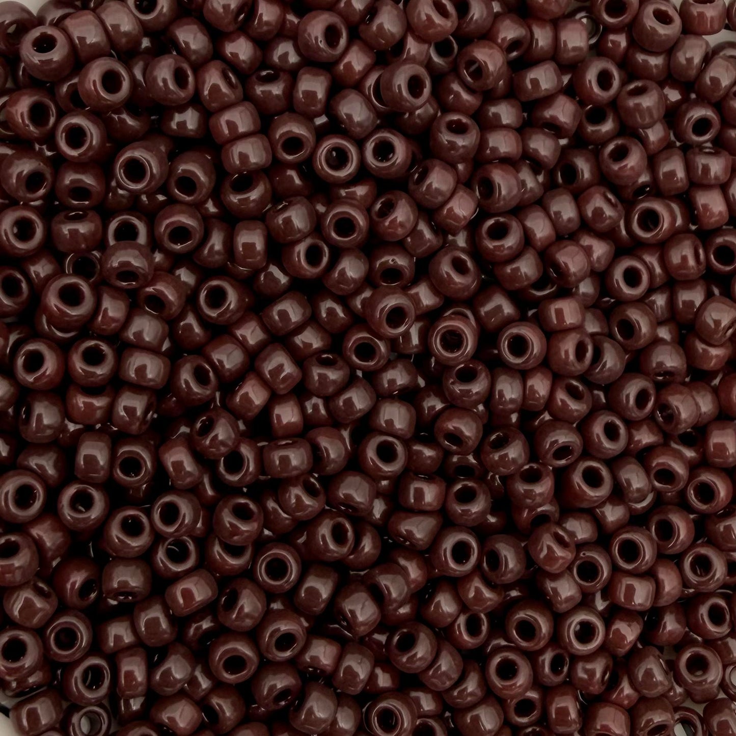 5gram Miyuki rocailles 8/0 (3mm) Opaque chocolate - 409