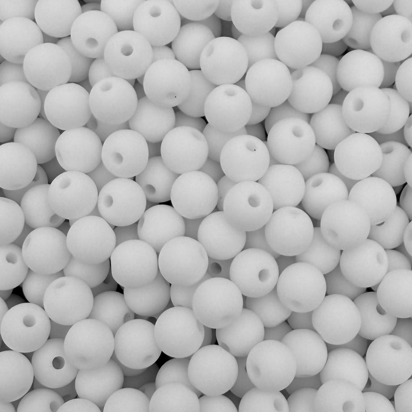 50 stuks acryl kralen mat wit - 6mm