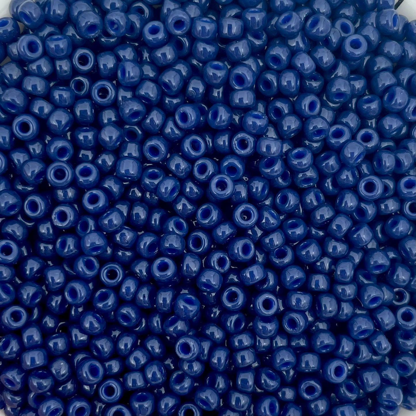 5gram Miyuki rocailles 8/0 (3mm) Duracoat opaque dyed navy blue - 4493