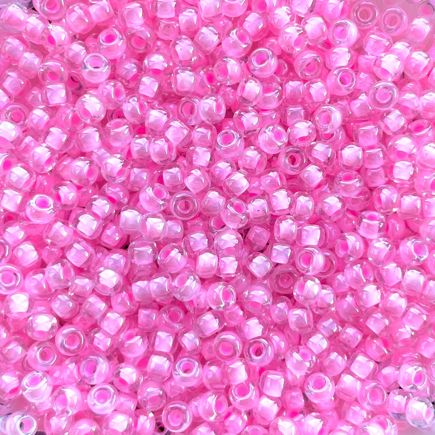 5gram Miyuki Rocailles 8/0 (3mm) Pink lined crystal - 8-207