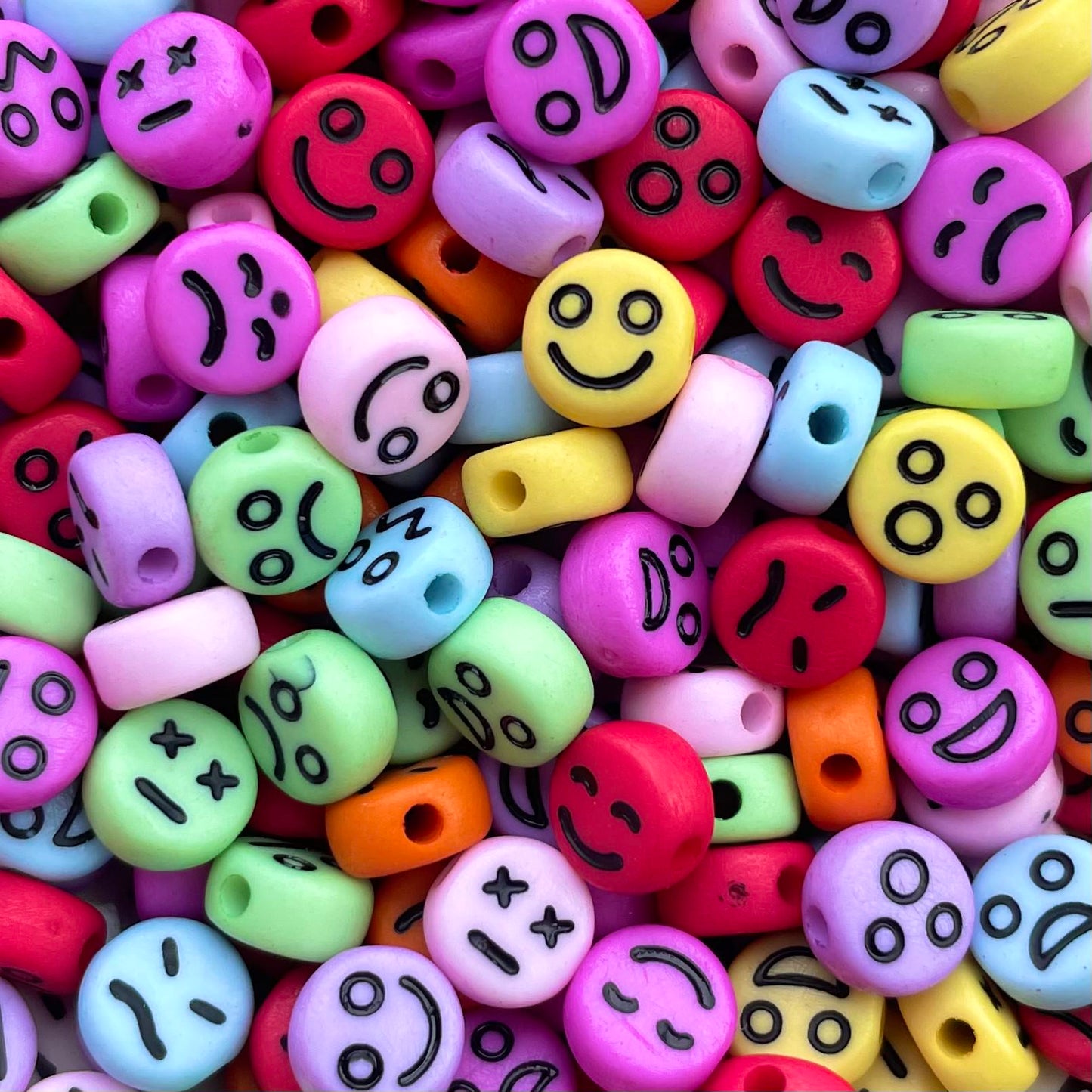 5 stuks Smiley kralen verschillende kleuren met zwarte smiley - 7mm